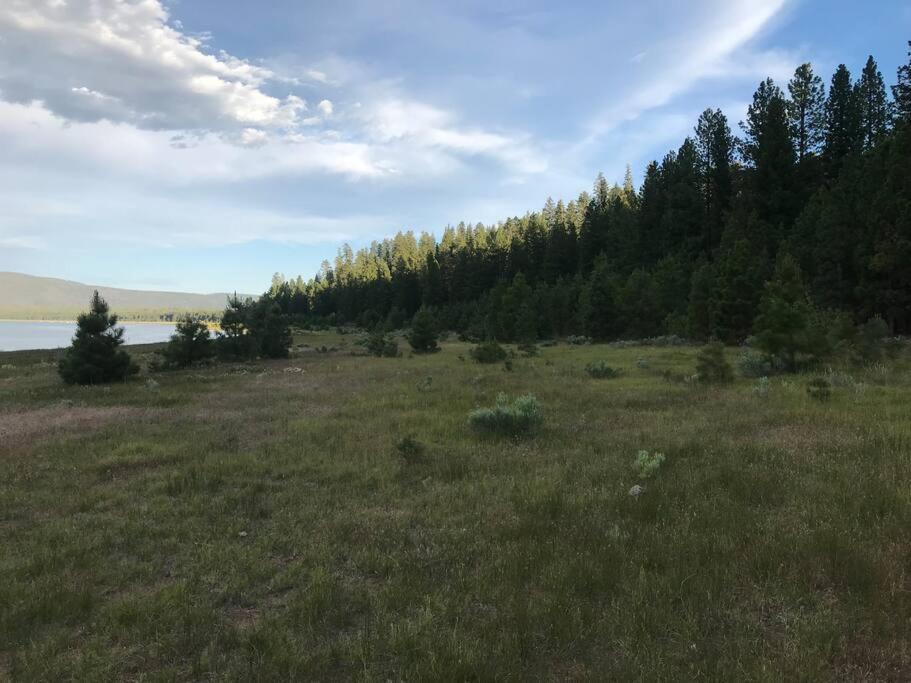 Cheerful 2-Bedroom Cottage Near Eagle Lake Susanville Exterior photo